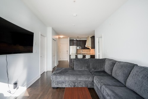 316-6480 195A Street, Surrey, BC 