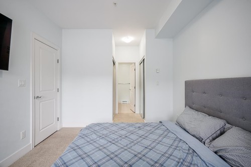 316-6480 195A Street, Surrey, BC 