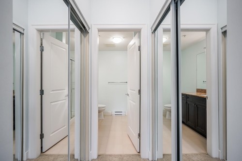 316-6480 195A Street, Surrey, BC 