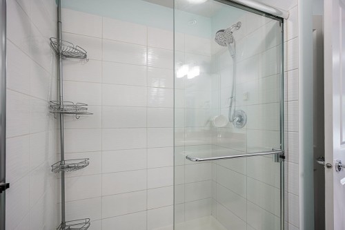 316-6480 195A Street, Surrey, BC 