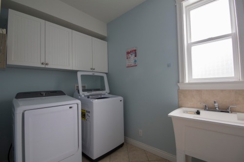 12136 100A Avenue, Surrey, BC 