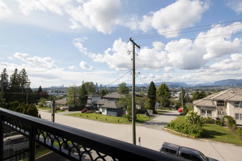 12136 100A Avenue, Surrey, BC 