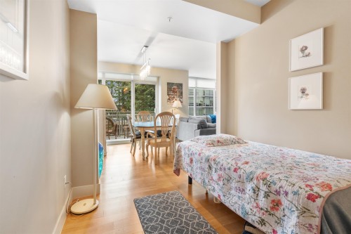 303-1473 Johnston Road, White Rock, BC 