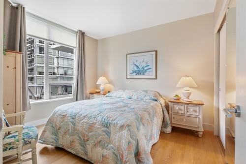 303-1473 Johnston Road, White Rock, BC 