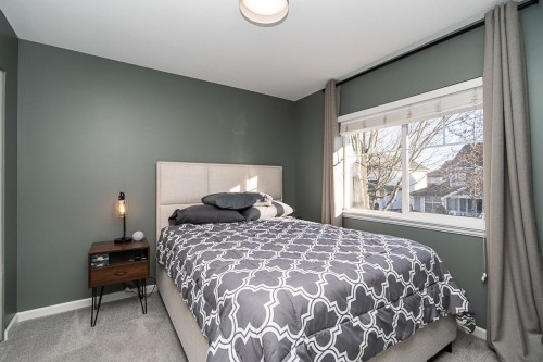 18947 71A Avenue, Surrey, BC 