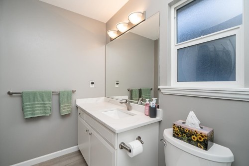 18947 71A Avenue, Surrey, BC 