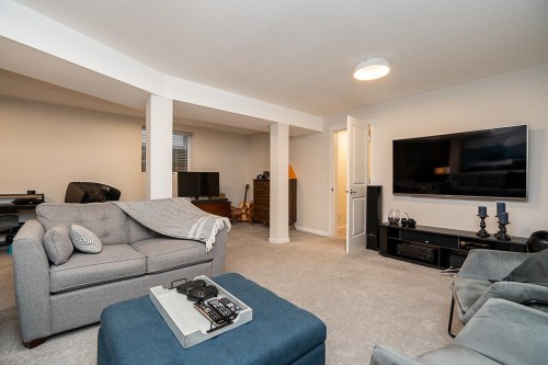 18947 71A Avenue, Surrey, BC 