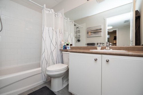 18947 71A Avenue, Surrey, BC 