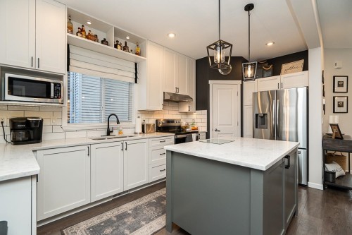 18947 71A Avenue, Surrey, BC 