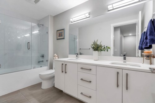 2138 128 Street, Surrey, BC 