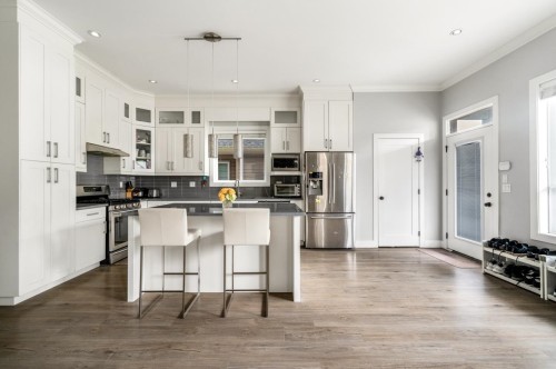 6042 138 Street, Surrey, BC 