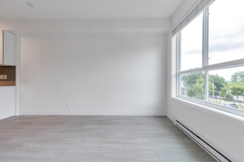 204-19567 64 Avenue, Surrey, BC 