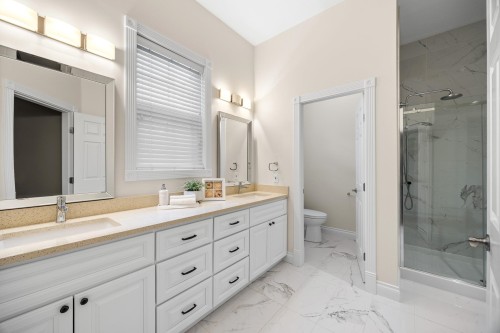 2621 166A Street, Surrey, BC 