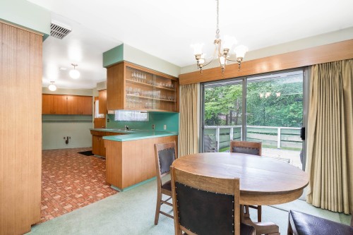 15875 101A Avenue, Surrey, BC 