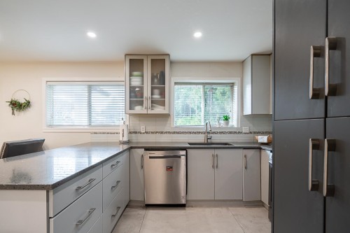 7802 139A Street, Surrey, BC 