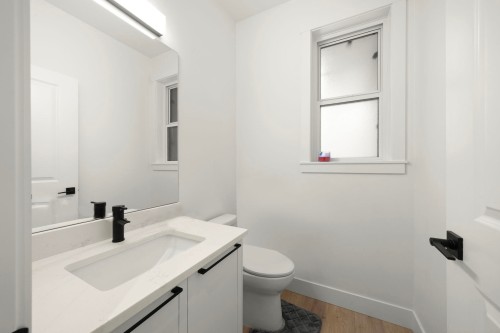 37-19897 75A Avenue, Langley, BC 