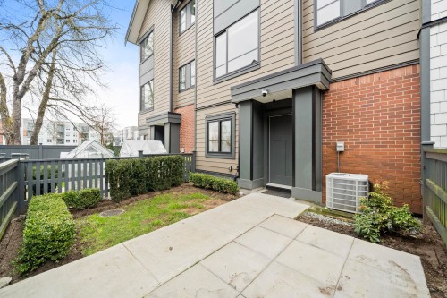 37-19897 75A Avenue, Langley, BC 