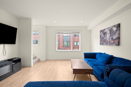 37-19897 75A Avenue, Langley, BC 