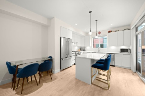 37-19897 75A Avenue, Langley, BC 