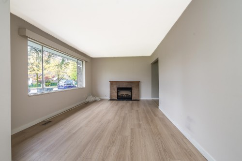 10331 155A Street, Surrey, BC 