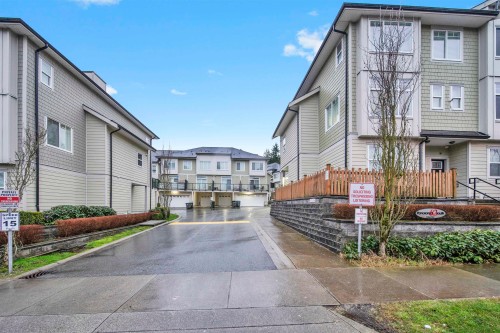 32-13670 62 Avenue, Surrey, BC 