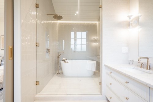 9033 Queen Street, Langley, BC 