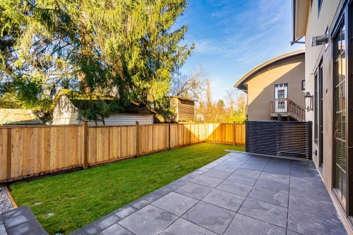 9033 Queen Street, Langley, BC 