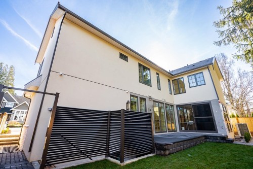 9033 Queen Street, Langley, BC 