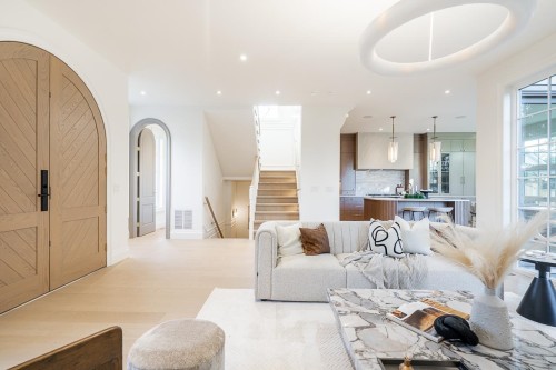 9033 Queen Street, Langley, BC 