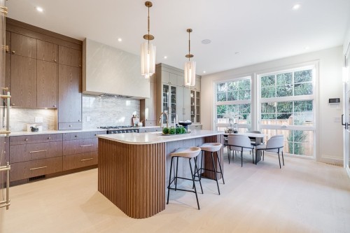 9033 Queen Street, Langley, BC 