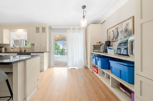 1276 Kent Street, White Rock, BC 