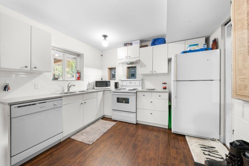 1276 Kent Street, White Rock, BC 