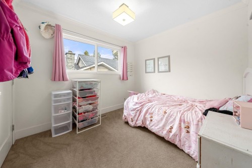 1276 Kent Street, White Rock, BC 