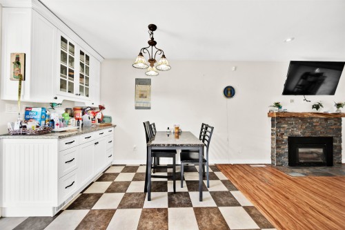 10125 Helen Drive, Surrey, BC 