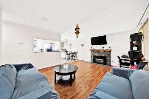 10125 Helen Drive, Surrey, BC 