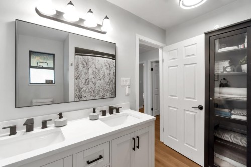 11426 141A Street, Surrey, BC 