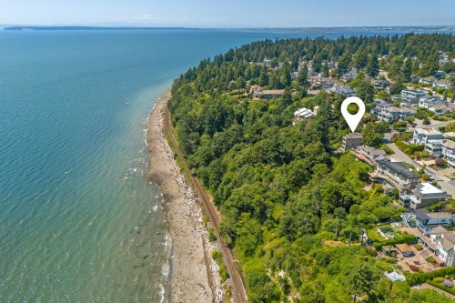 13102 13 Avenue, Surrey, BC 