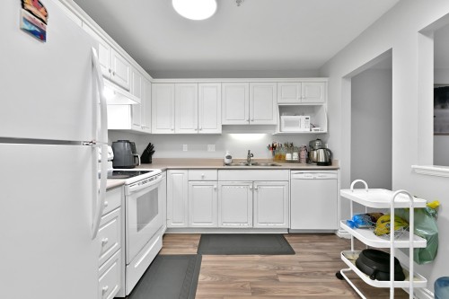 306-32075 George Ferguson Way, Abbotsford, BC 