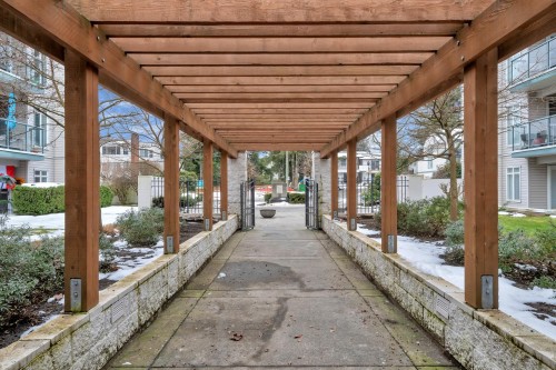 306-32075 George Ferguson Way, Abbotsford, BC 