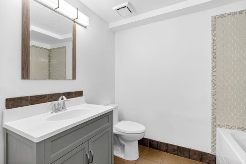 5-17700 60 Avenue, Surrey, BC 