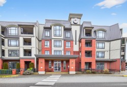 320-8880 202 Street  Langley, BC V1M 4E7