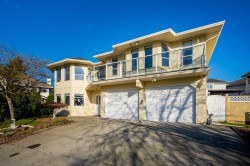9136 137 Street  Surrey, BC V3W 7X1
