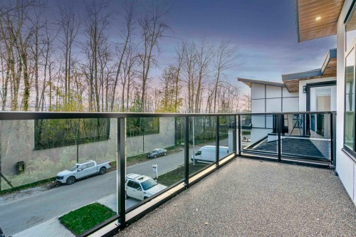 16647 18 Avenue, Surrey, BC 