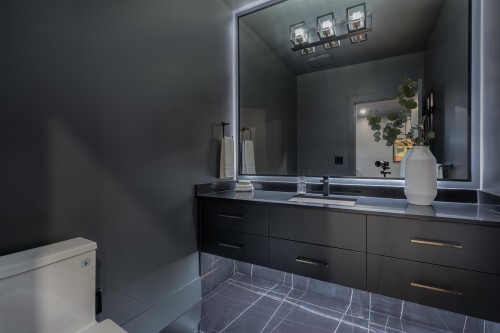 16647 18 Avenue, Surrey, BC 