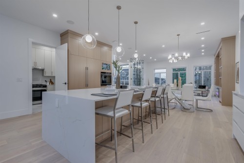 16647 18 Avenue, Surrey, BC 