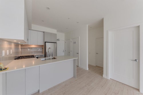 317-13777 75a Avenue  Surrey, BC V3W 3W4