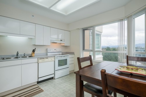 703-3190 Gladwin Road, Abbotsford, BC 