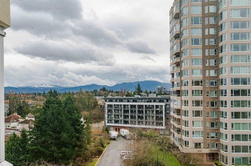 703-3190 Gladwin Road, Abbotsford, BC 