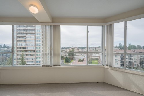 703-3190 Gladwin Road, Abbotsford, BC 