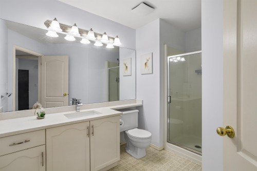 20-15875 84 Avenue, Surrey, BC 